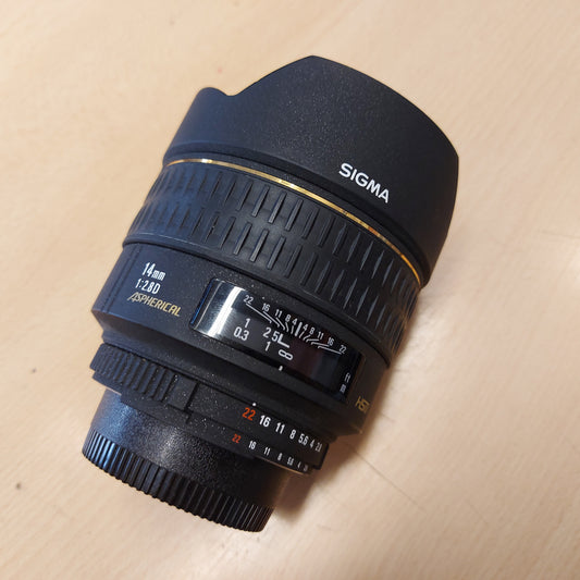 Sigma 14mm f/2.8 Sigma AF-D HSM Aspherical