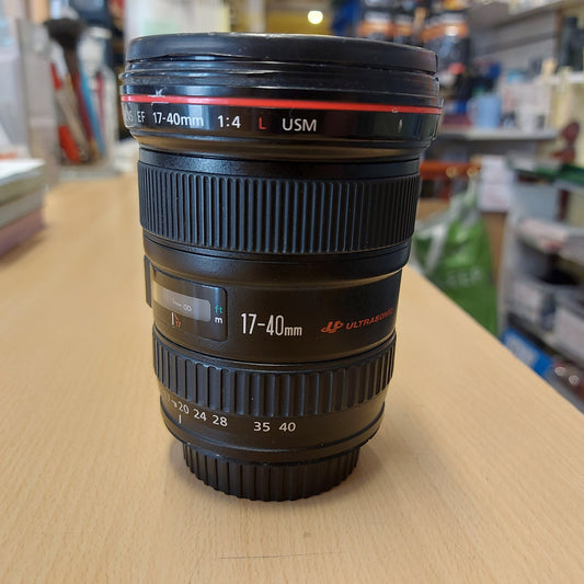 Canon 17-40mm f/4 EF USM L Pro Series