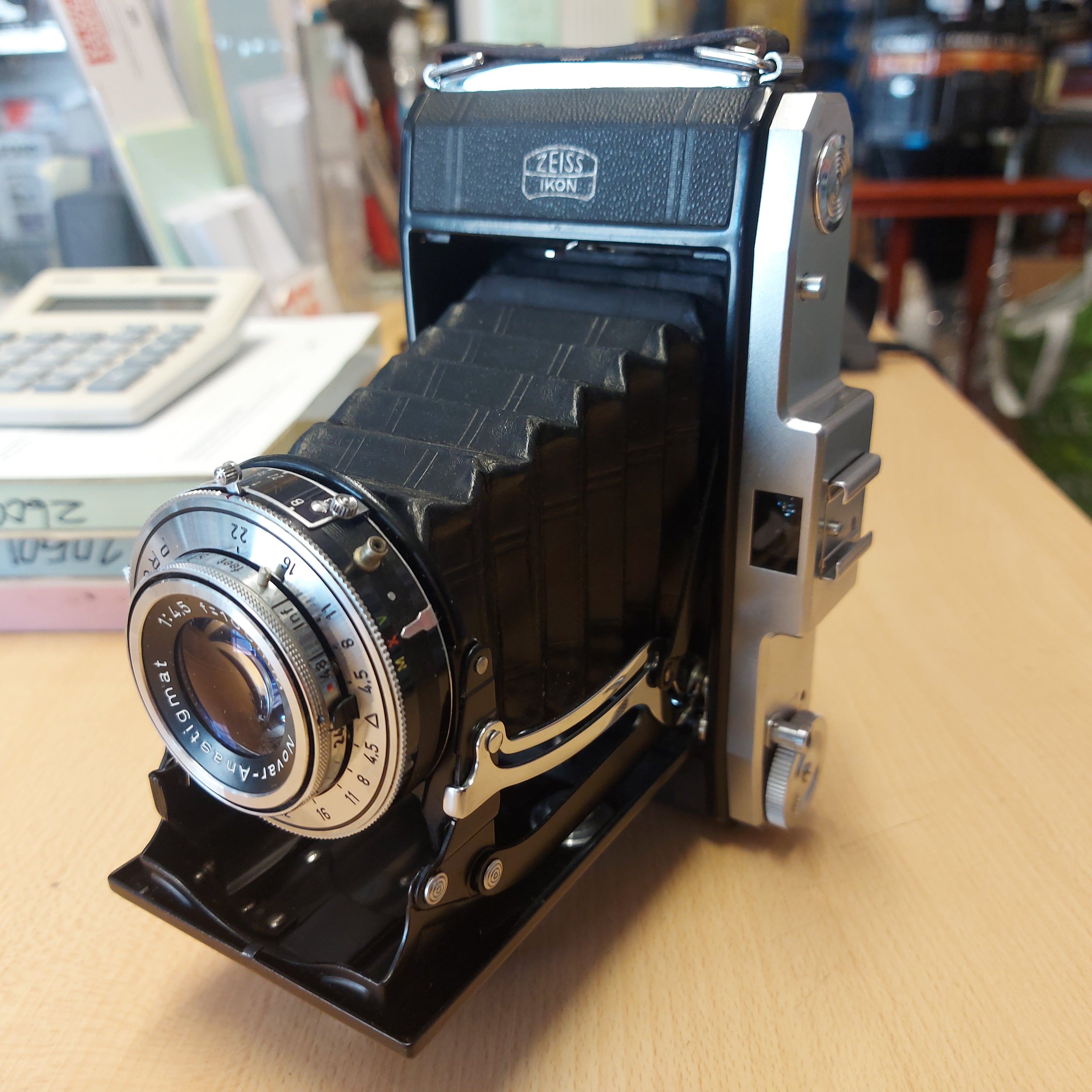 Zeiss Ikon Camera popular