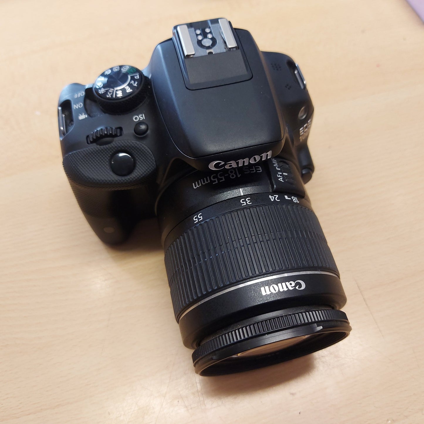 Canon EOS 100d + 18-55mm EF-S