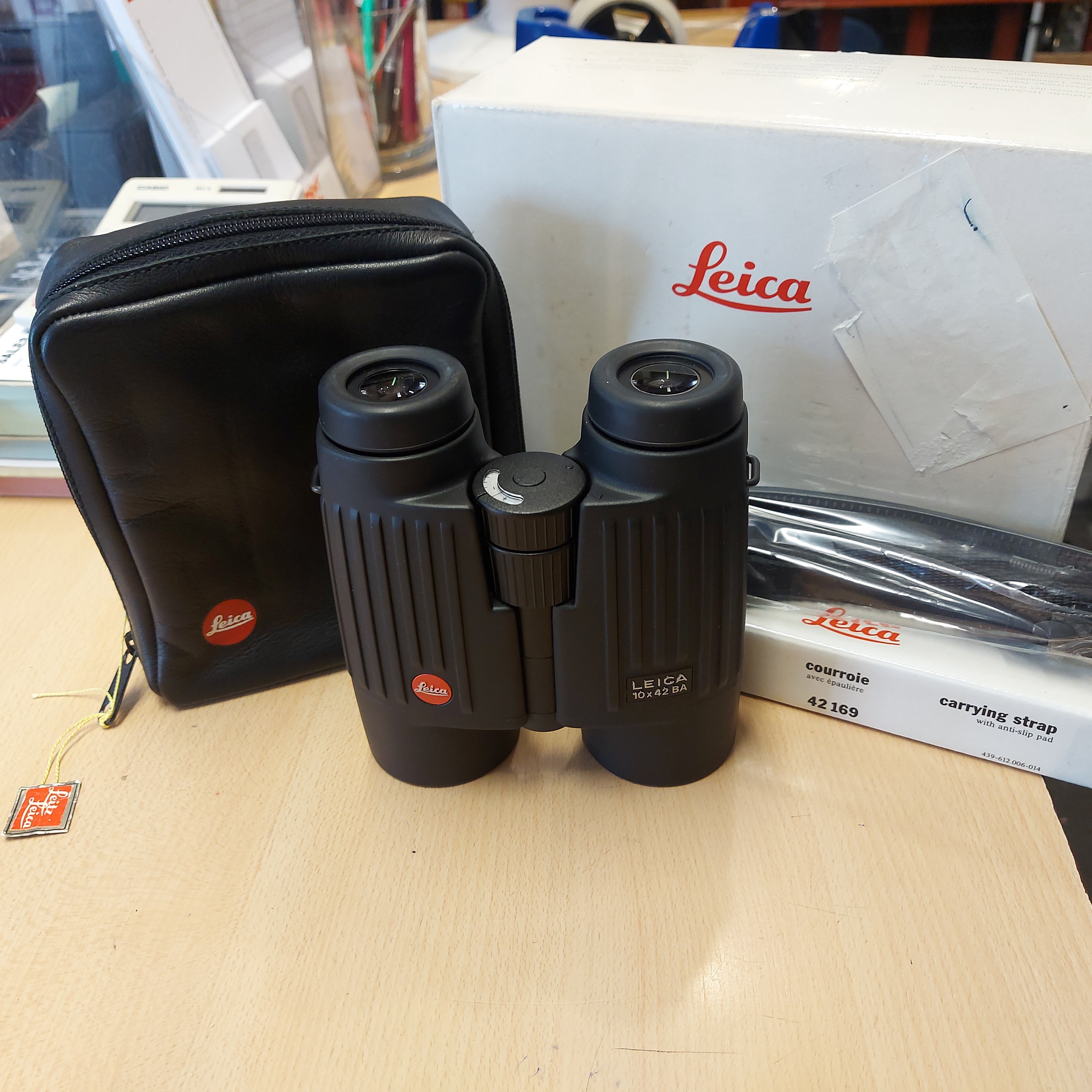 Leica 10x42 Trinovid BA