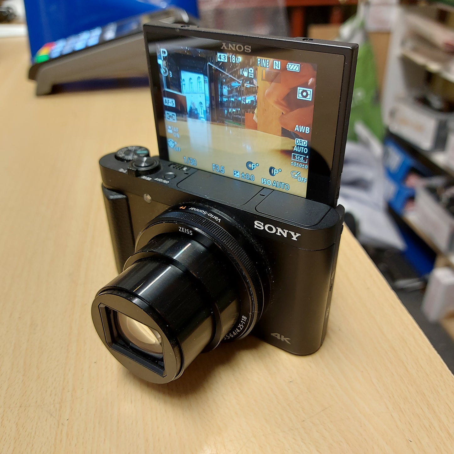 Sony HX-99