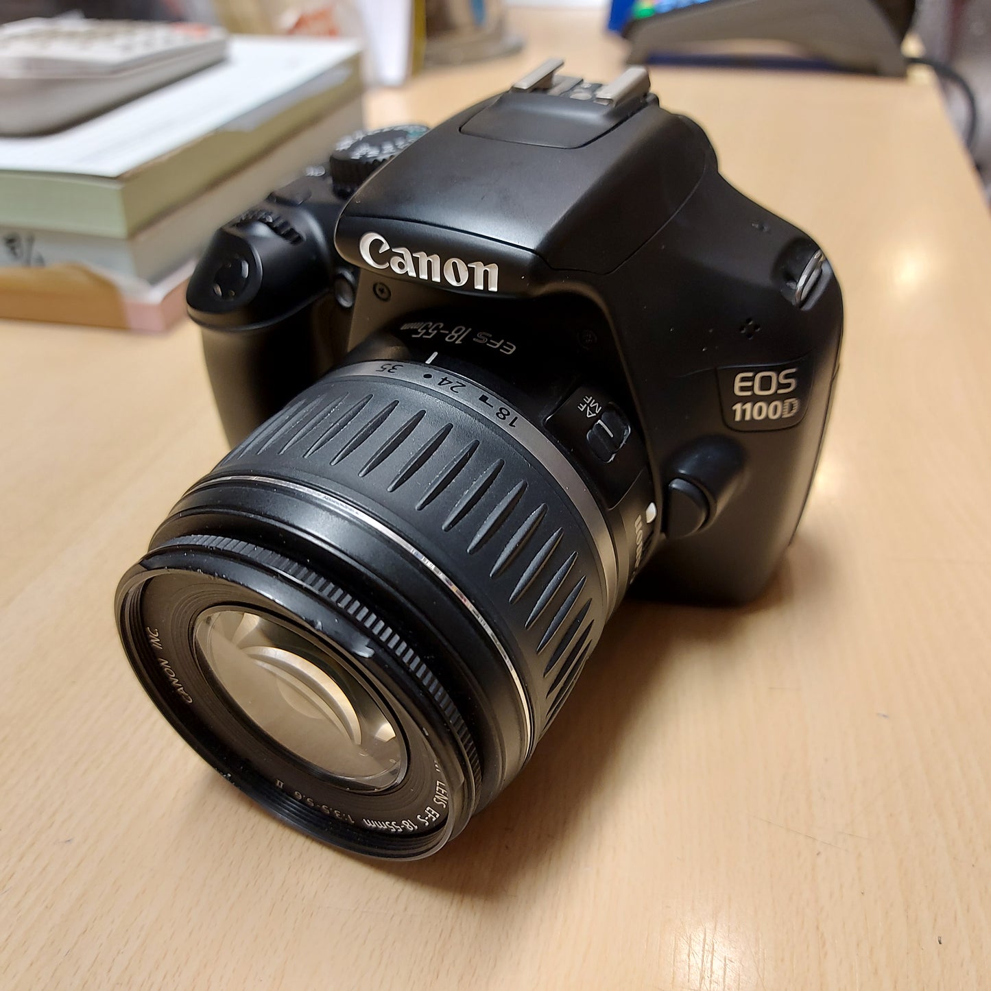 Canon EOS 1100d + 18-55mm