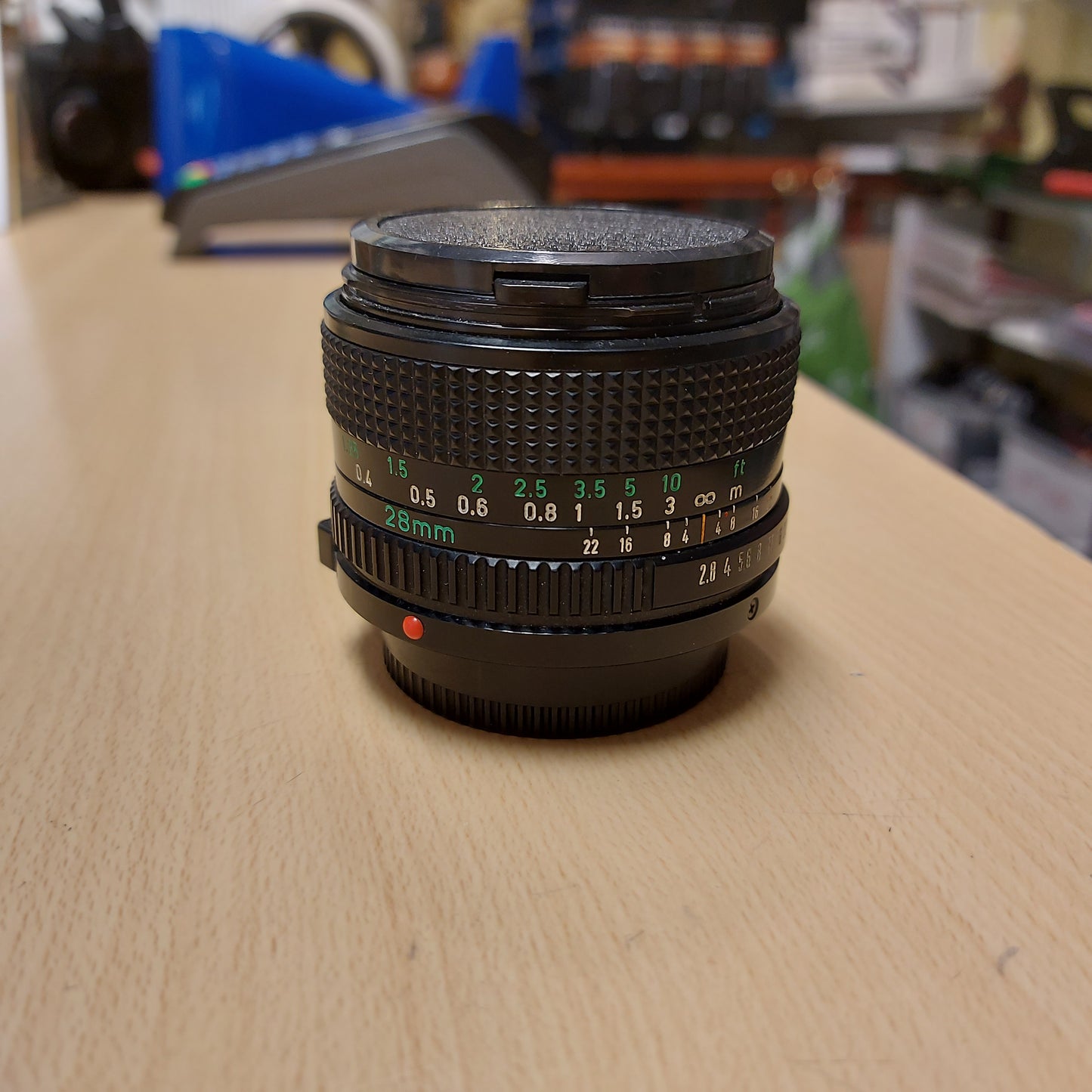 Canon 28mm f/2.8 FD